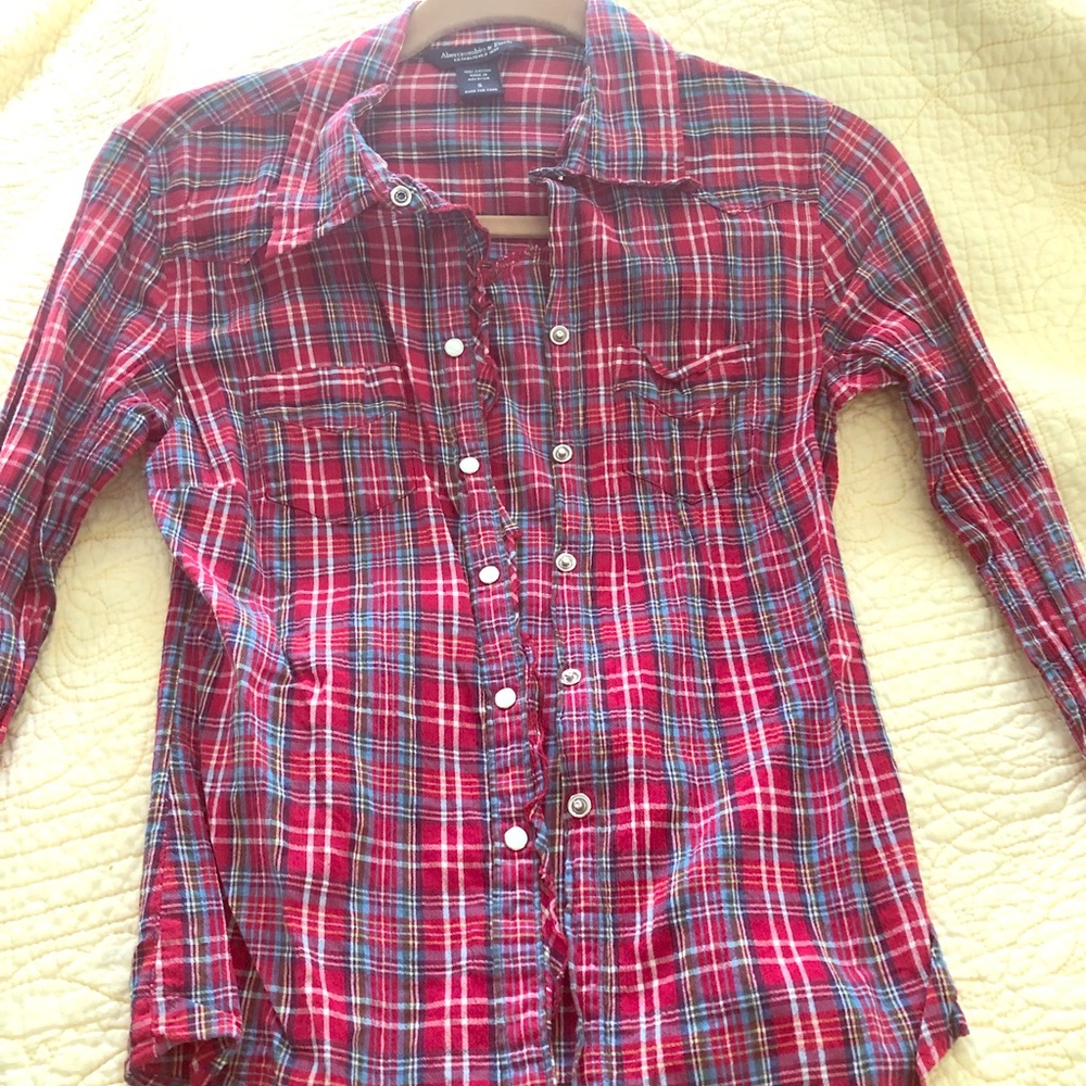 Abercrombie & Fitch small plaid shirt